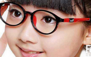 孩子眼镜都有什么牌子，近视度数涨了50度需要换眼镜吗